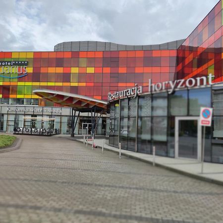 Apartament Przy Hotelu Aquarius Kołobrzeg Esterno foto