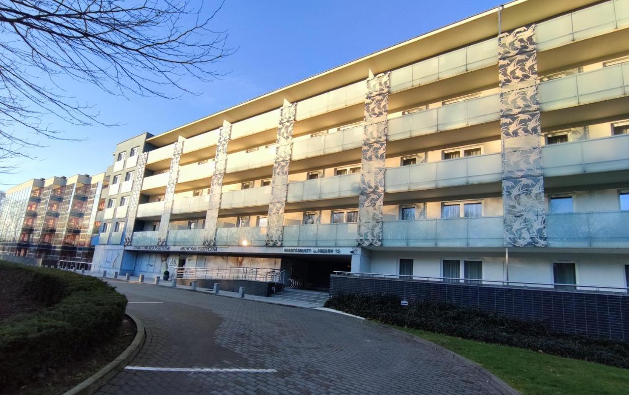 Apartament Przy Hotelu Aquarius Kołobrzeg Esterno foto